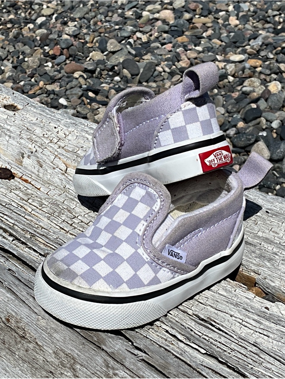 Vans Kids Slip-On Checkerboard Sneakers in Light Purple and White Size 3